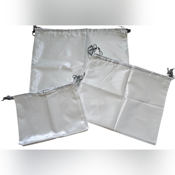 Dust Bags With Draw String, 18 Silver Satin/Silk Bags. New! - Picture 2 of 5